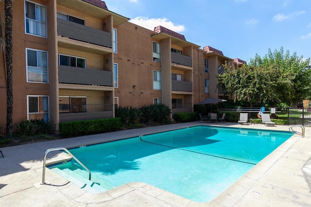 6955 Alvarado Rd Unit 77, San Diego, CA 92120 - view of community pool