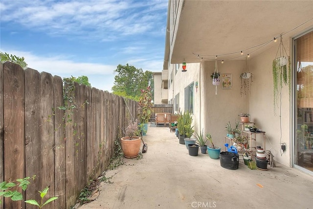 330 W California Blvd Unit 111, Pasadena, CA 91105 - view of patio