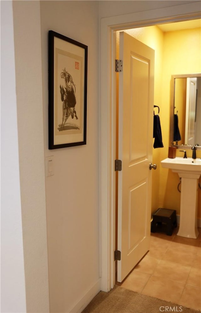 1104 Hibiscus Way, Oceanside, CA 92054 - corridor with light tile patterned floors
