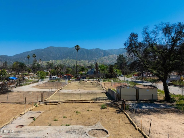351 W Harriet Ave, Altadena, CA 91001
