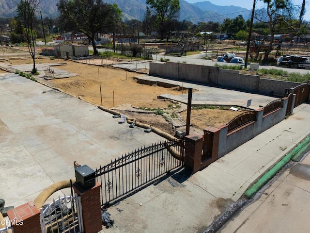 351 W Harriet Ave, Altadena, CA 91001