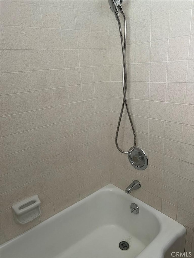 2306 S Rene Dr, Santa Ana, CA 92704 - full bath featuring tub / shower combination