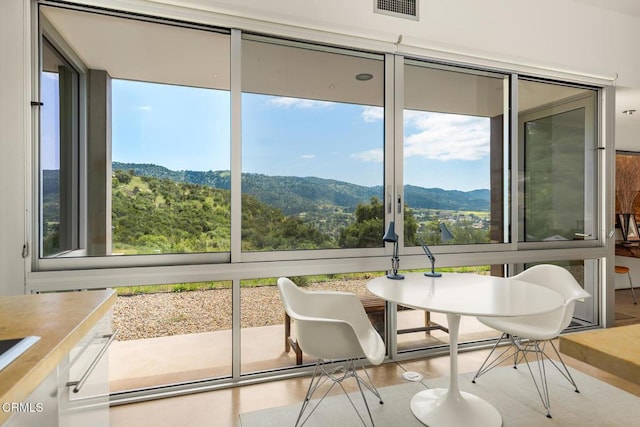 12179 Koenigstein Rd, Santa Paula, CA 93060 - sunroom / solarium with a mountain view
