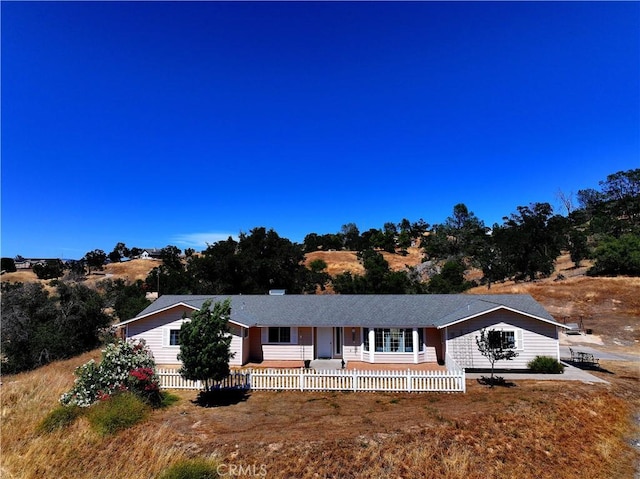 39560 S Lilley Way, Coarsegold, CA 93614 - ranch-style home featuring covered porch