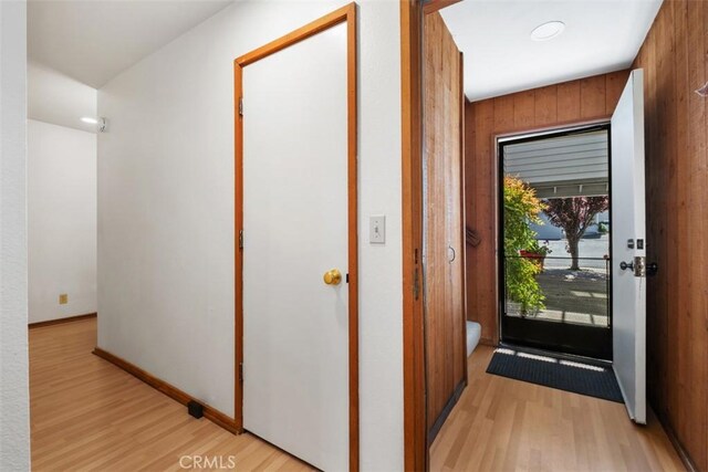 31531 Via Conejo Unit 153, Coto De Caza, CA 92679 - entryway featuring light wood-type flooring