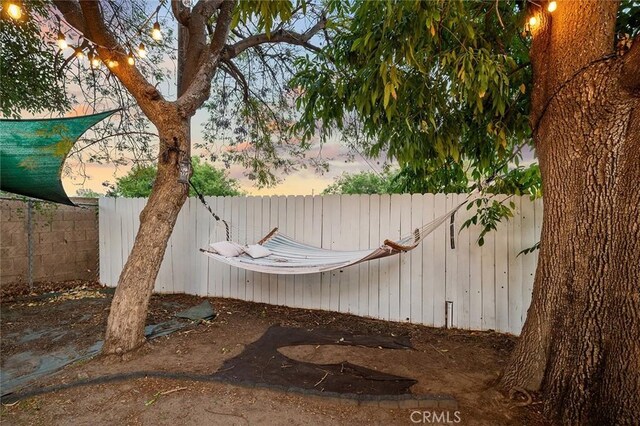 8506 Conway Dr, Riverside, CA 92504 - view of yard at dusk
