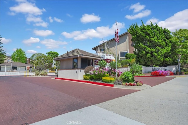 6325 Ridgepath Ct, Rancho Palos Verdes, CA 90275 - view of front of home
