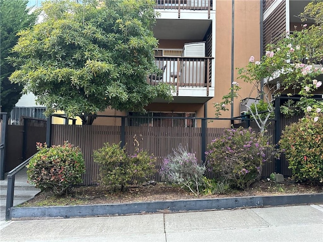 75 Western Shore Ln Unit 1, San Francisco, CA 94115 - photo 1