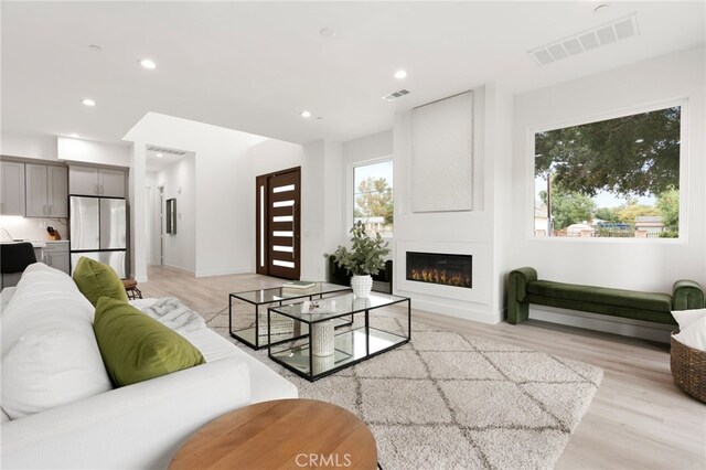 8474 N Camelia Ct, Winnetka, CA 91306 - photo 15