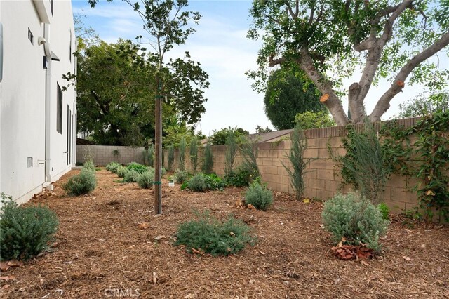 8474 N Camelia Ct, Winnetka, CA 91306 - photo 21
