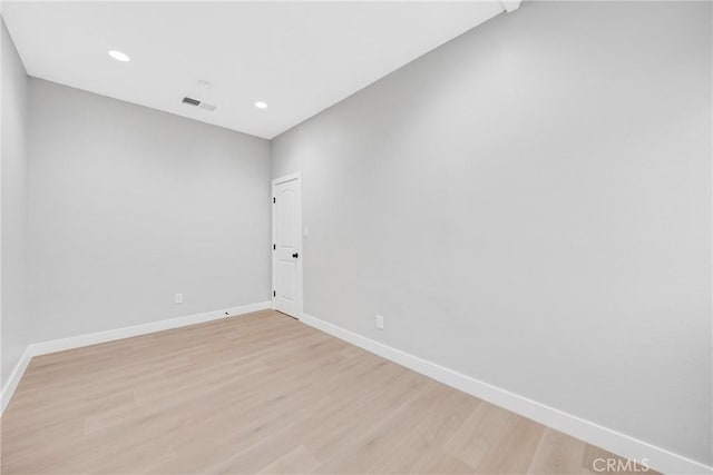 404 E Kingsley Ave, Pomona, CA 91767 - empty room featuring light wood-style floors, baseboards, and recessed lighting