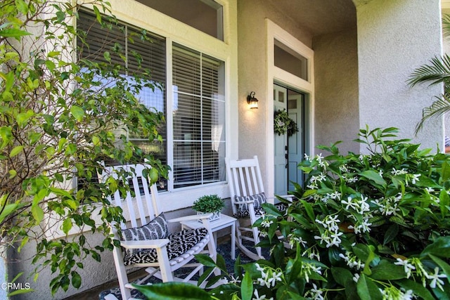 904 Calle Higuera, Camarillo, CA 93010 - view of exterior entry featuring stucco siding