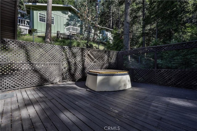 968 Lausanne Dr, Crestline, CA 92325 - wooden terrace featuring a hot tub
