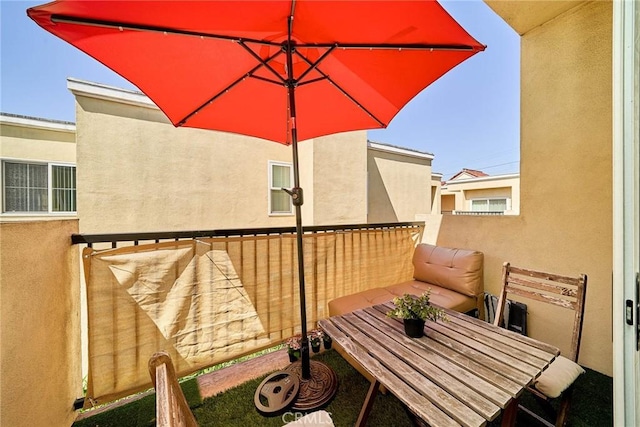 300 E Providencia Ave Unit 211, Burbank, CA 91502 - view of balcony