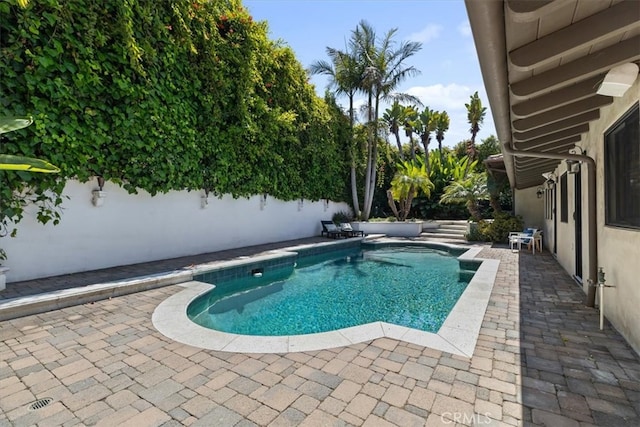 364 Via Almar, Palos Verdes Estates, CA 90274 - view of pool featuring a patio area