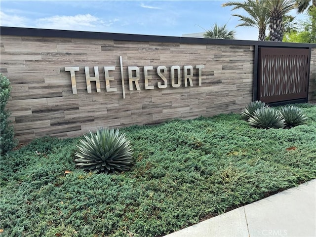 9360 Calm Water Pl, Rancho Cucamonga, CA 91730 - view of community sign