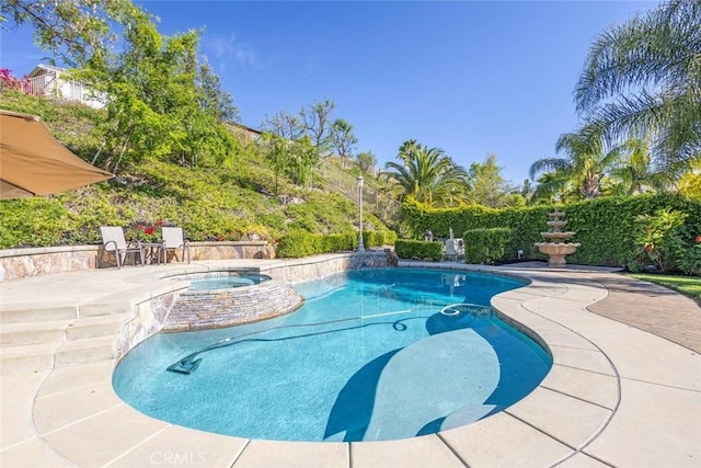 26808 Lemon Grass Way, Murrieta, CA 92562 - view of pool featuring a patio area and an in-ground hot tub