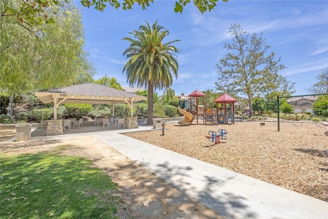 26808 Lemon Grass Way, Murrieta, CA 92562 - community jungle gym featuring a gazebo