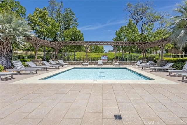 26808 Lemon Grass Way, Murrieta, CA 92562 - community pool featuring a pergola and a patio