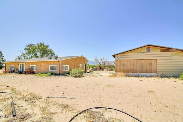 10424 Santa Fe Fire Rd, Lucerne Valley, CA 92356 - photo 36