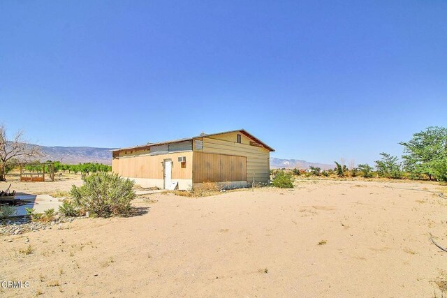 10424 Santa Fe Fire Rd, Lucerne Valley, CA 92356 - photo 35