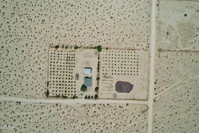 10424 Santa Fe Fire Rd, Lucerne Valley, CA 92356 - photo 6