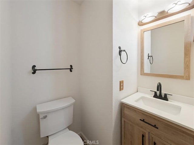10710 El Camino Real Unit 17, Atascadero, CA 93422 - half bathroom featuring toilet and vanity