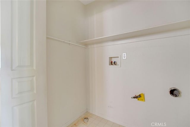 11241 Pleasant Hills Dr, Apple Valley, CA 92308 - washroom with washer hookup and baseboards