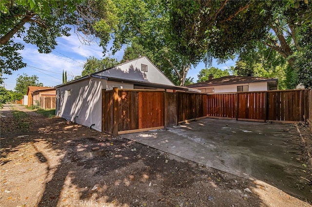 178 E Washington Ave, Chico, CA 95926 - view of garage