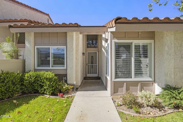 2036 Birchdale Ct, Thousand Oaks, CA 91362 - doorway to property featuring stucco siding and a tile roof