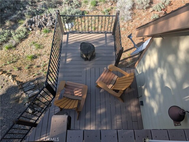 31 Matterhorn Dr, Bridgeport, CA 93517 - view of wooden deck