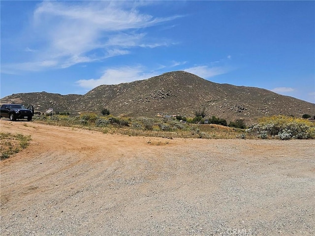 1 Luane Trl, Colton, CA 92324