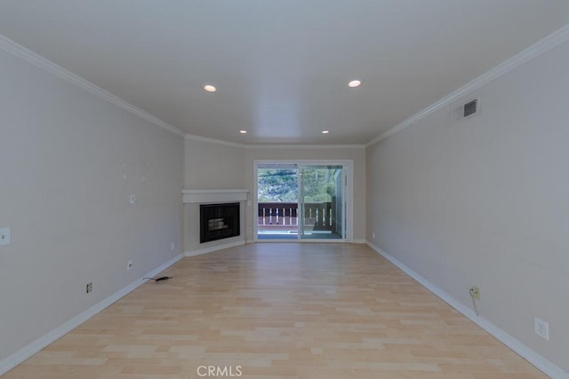 19134 Alamo Ln Unit 162, Yorba Linda, CA 92886 - unfurnished living room featuring recessed lighting, light wood-style floors, baseboards, crown molding, and a fireplace
