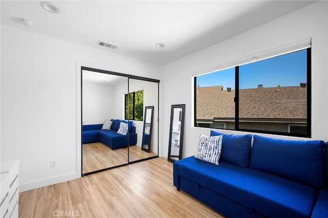 2305 Henrietta Ave, La Crescenta, CA 91214 - living room featuring wood finished floors, baseboards, and recessed lighting