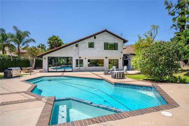 2305 Henrietta Ave, La Crescenta, CA 91214 - view of pool with a patio area and a pool with connected hot tub