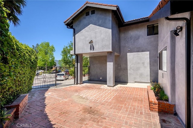 2305 Henrietta Ave, La Crescenta, CA 91214 - view of gate