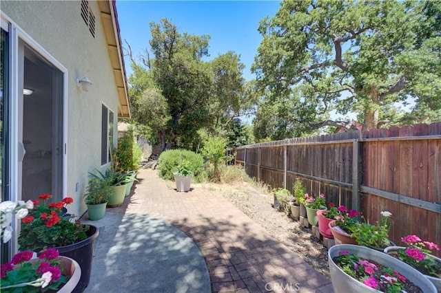 9024 Cascada Rd, Atascadero, CA 93422 - fenced backyard featuring a patio area