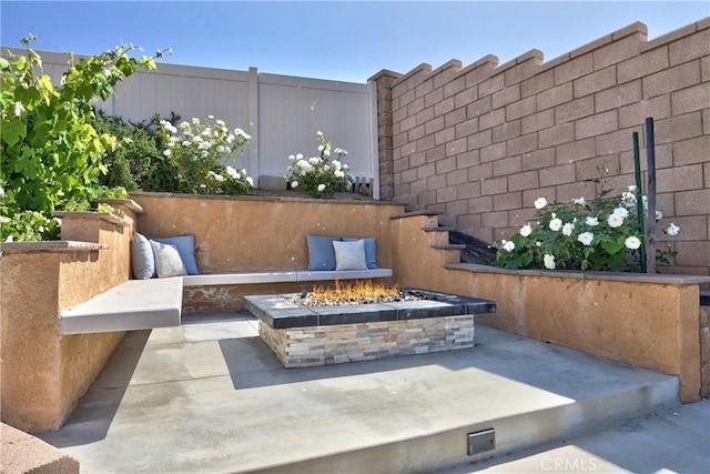 45668 Nora Cir, Temecula, CA 92592 - view of patio with an outdoor fire pit