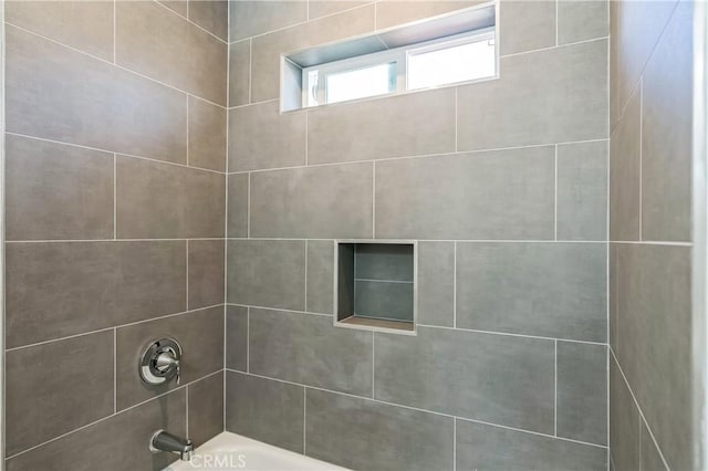 1325 Deodara Way, Paradise, CA 95969 - full bath with bathtub / shower combination