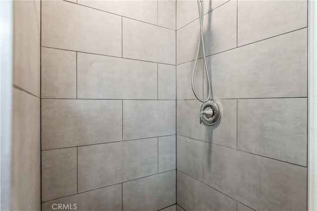 1325 Deodara Way, Paradise, CA 95969 - bathroom view of a tile shower