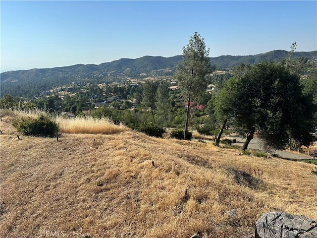 10255 Carrousel Dr, Redding, CA 96001