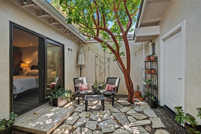 19172 Sierra Maria Rd, Irvine, CA 92603 - view of patio