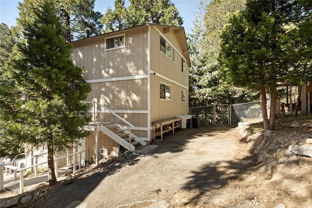 316 Pioneer Rd, Lake Arrowhead, CA 92352 - photo 3