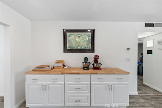 28799 Murrieta Rd, Menifee, CA 92586 - detailed view of wood finished floors and baseboards