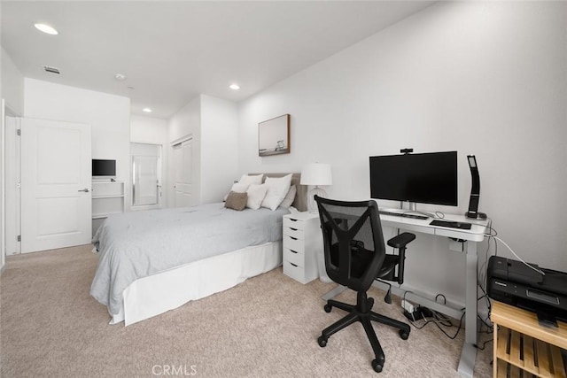 949 Humbert Ave, San Luis Obispo, CA 93401 - bedroom with carpet flooring, a desk, and recessed lighting