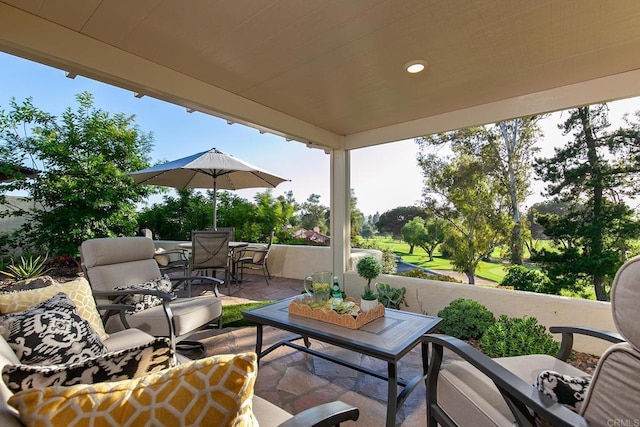 17636 Plaza Arica, San Diego, CA 92128 - view of patio with outdoor dining area