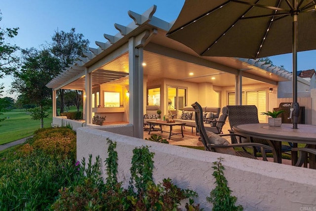 17636 Plaza Arica, San Diego, CA 92128 - view of patio with an outdoor living space