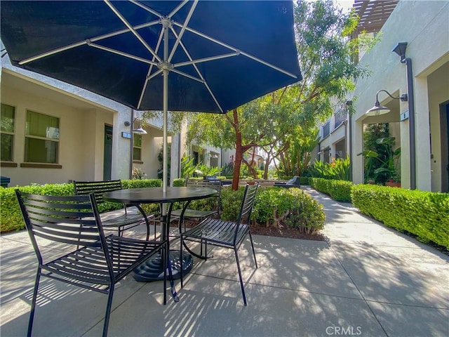 5 Abarrota St, Rancho Mission Viejo, CA 92694 - view of patio / terrace with outdoor dining area