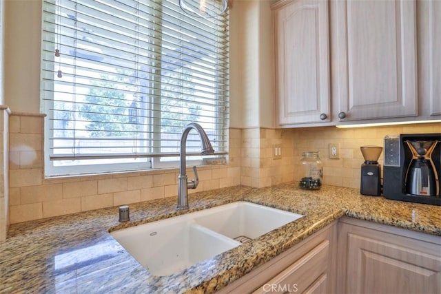 6807 N Huntington Dr, San Bernardino, CA 92407 - photo 16