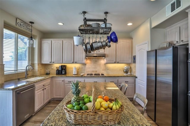 6807 N Huntington Dr, San Bernardino, CA 92407 - photo 12